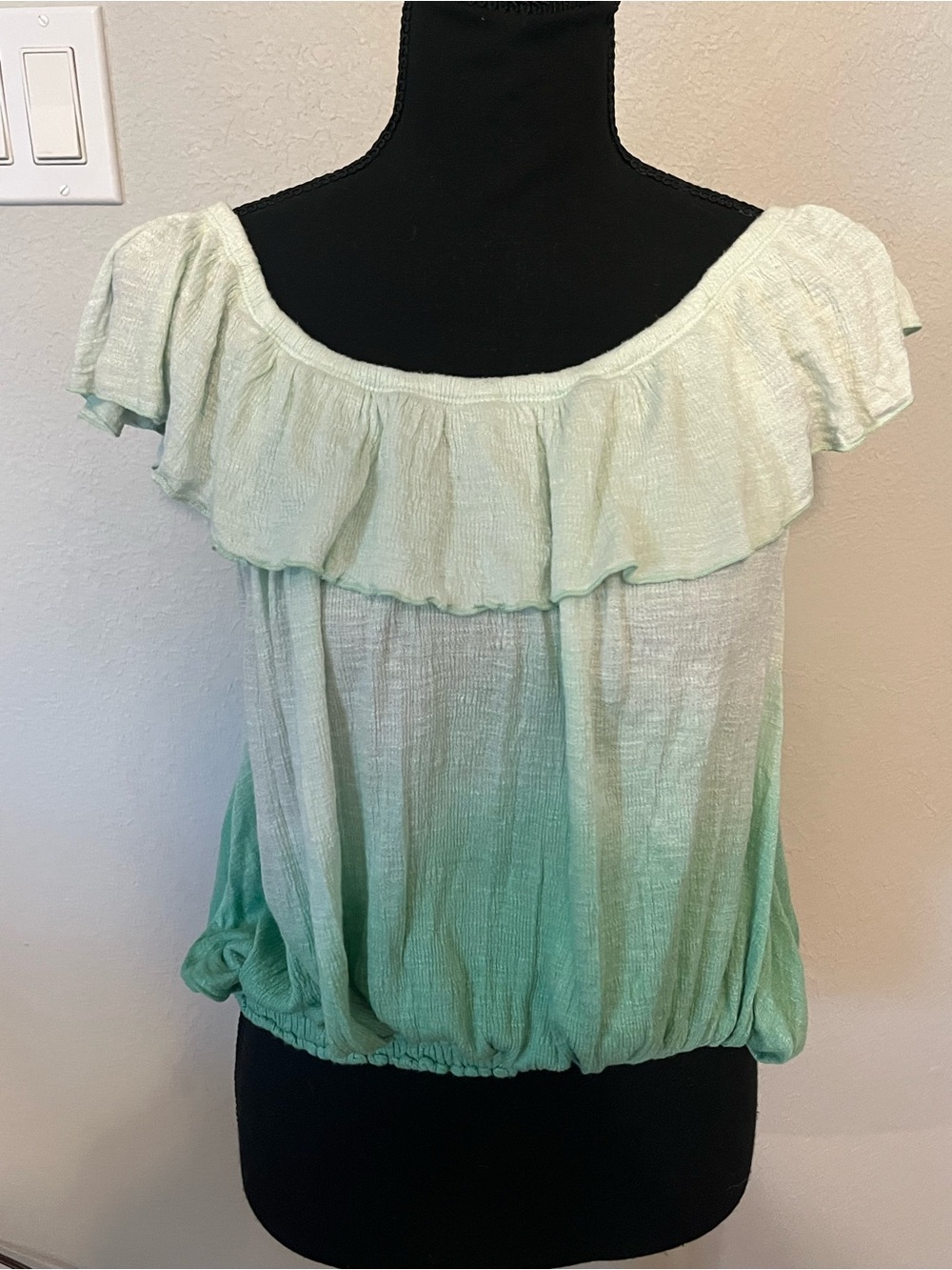 Free People Cora Lee Women’s Off-Shoulder Ruffle Ombre Green Blouse Size L